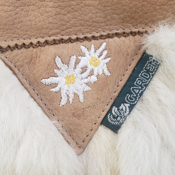 Vintage Garden Sport Italy Fur Leather Boots Size 37 White Tan Daisy Embroidered - Picture 4 of 11